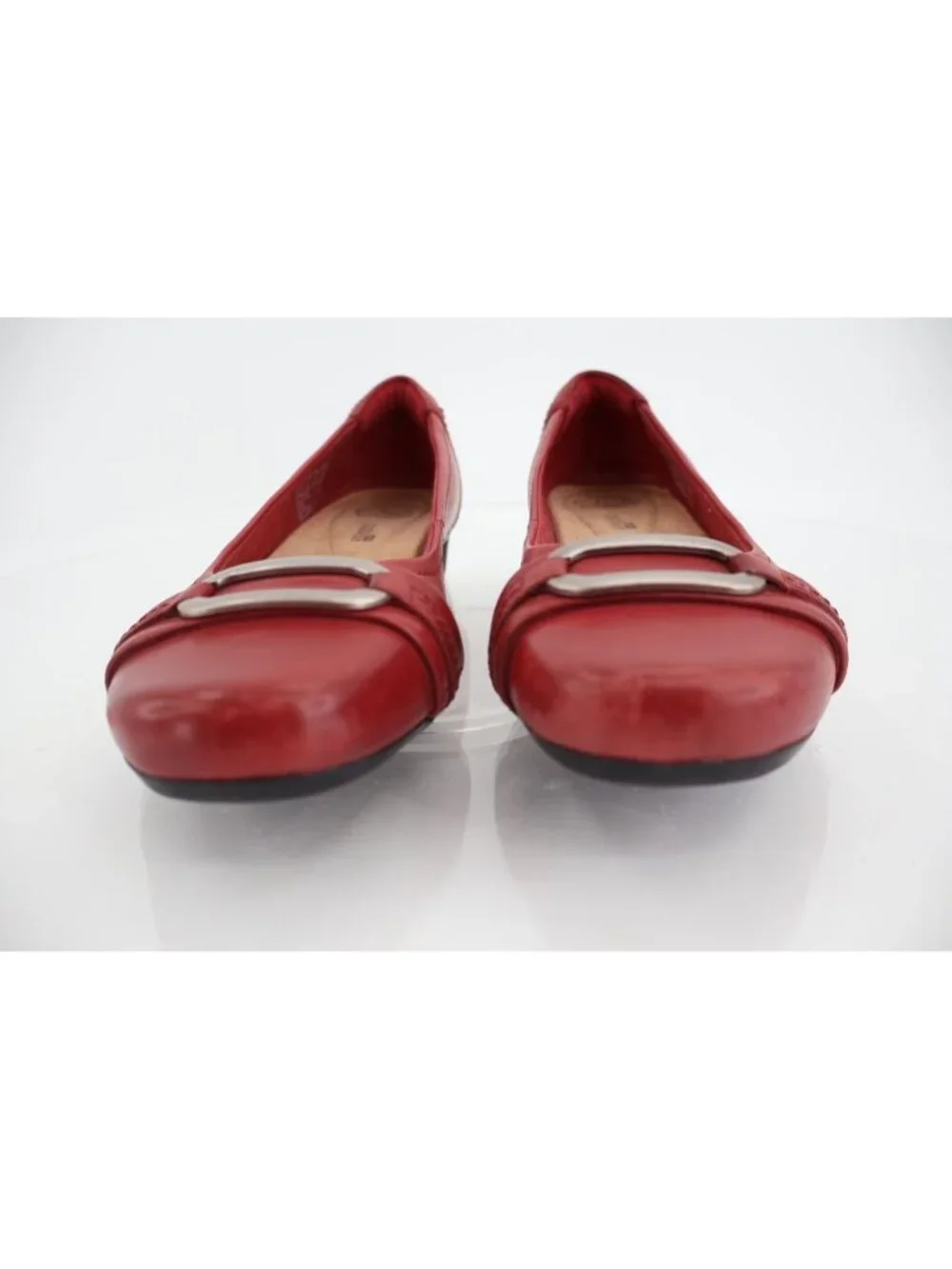 Clarks item shown